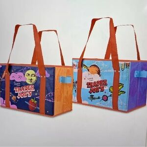 Trader Joe’s Collapsible Tote Bag Set of 2 NWT